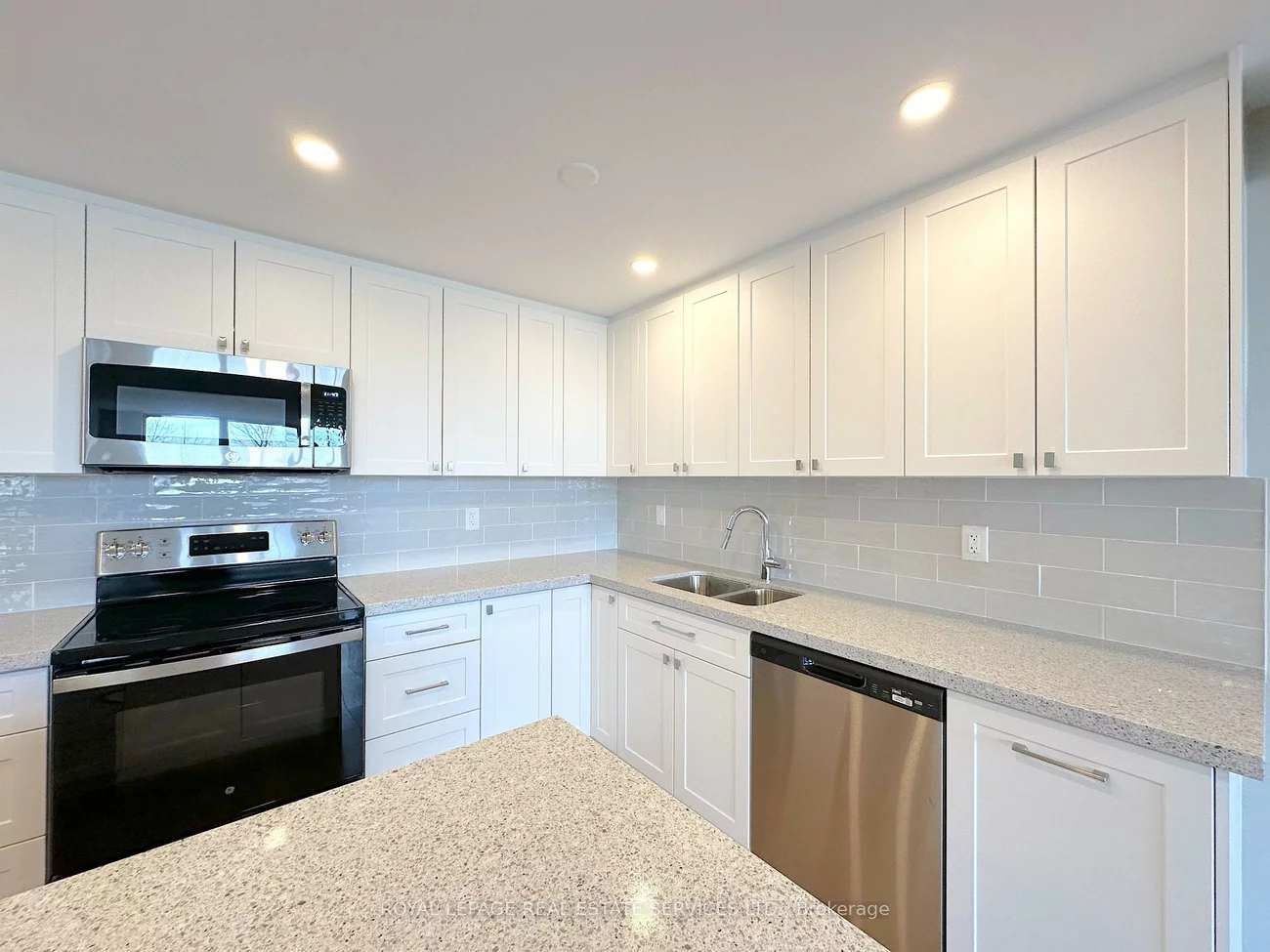 165, La Rose, Humber Heights, Toronto