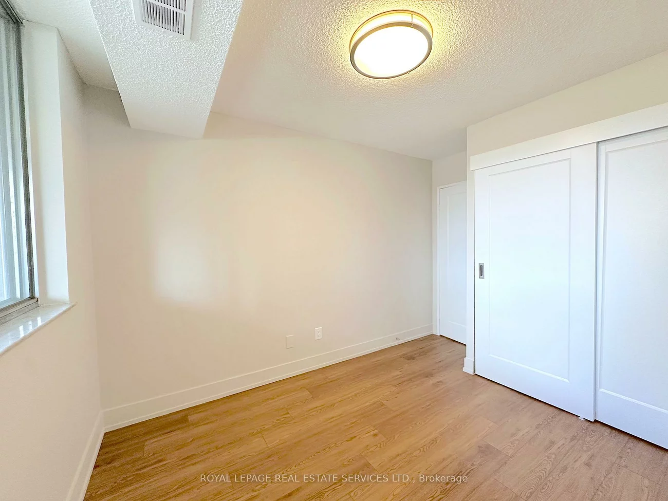 165, La Rose, Humber Heights, Toronto