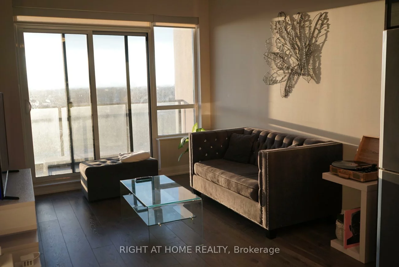 36, Park Lawn, Mimico, Toronto