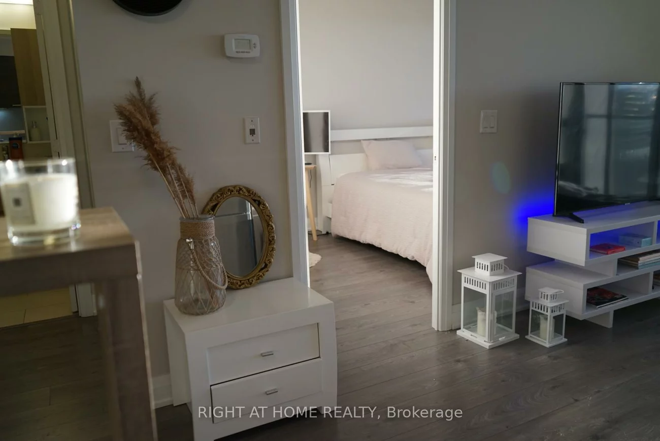 36, Park Lawn, Mimico, Toronto