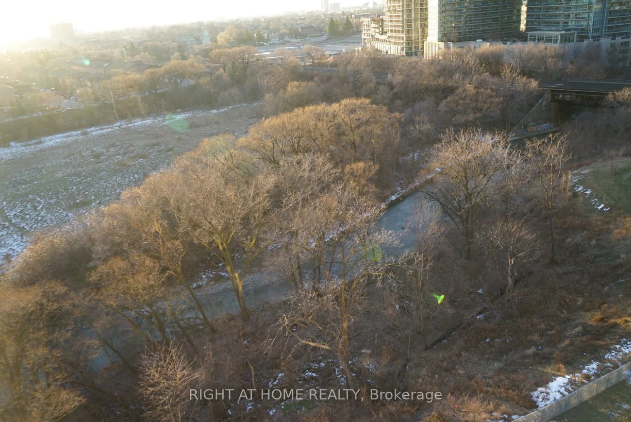 36, Park Lawn, Mimico, Toronto