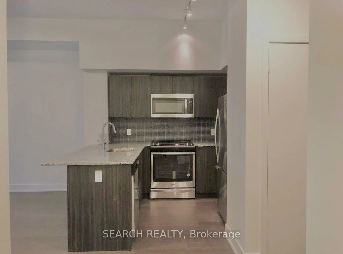 20, Shore Breeze, Mimico, Toronto