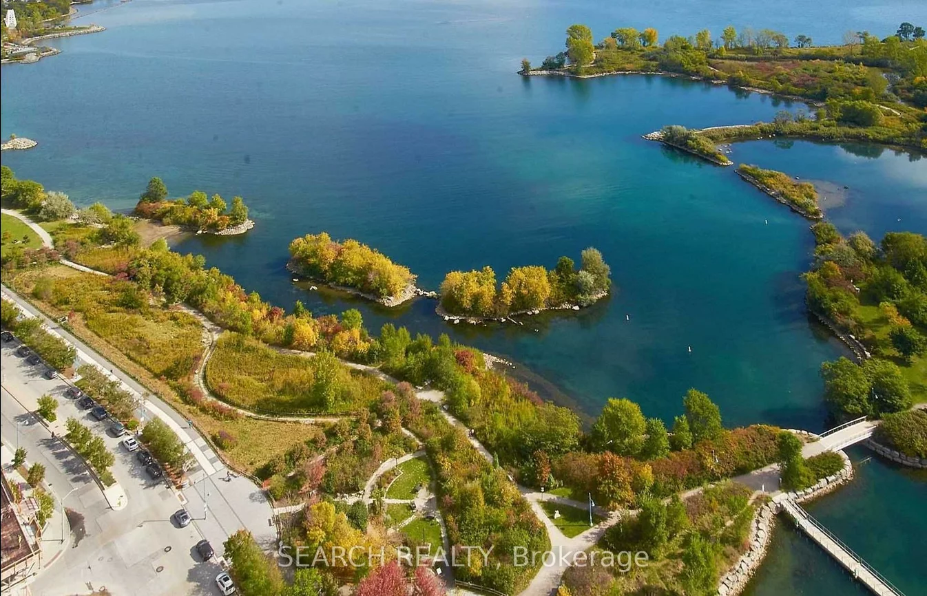 20, Shore Breeze, Mimico, Toronto