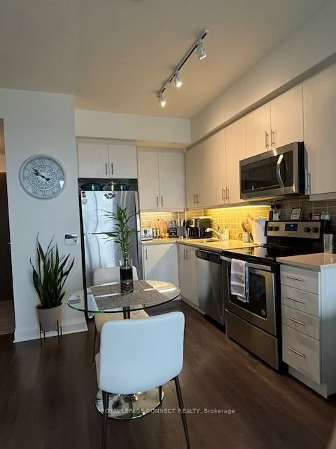15, Zorra, Islington-City Centre West, Toronto