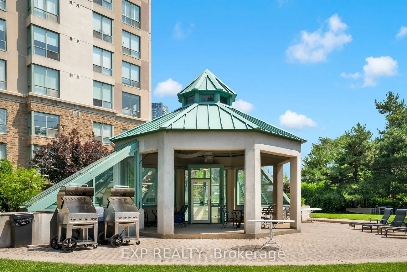 101, Subway, Islington-City Centre West, Toronto