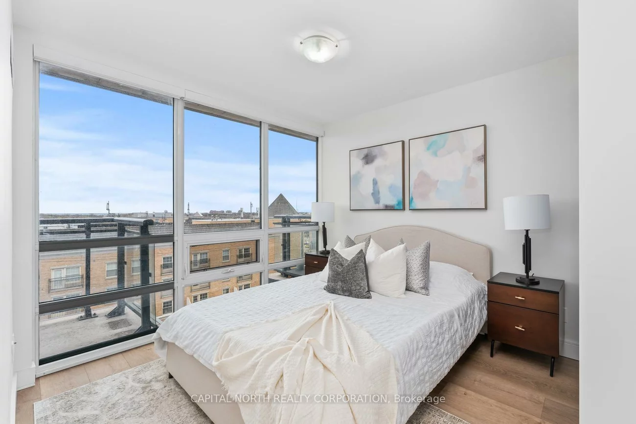 760, The Queensway, Stonegate-Queensway, Toronto
