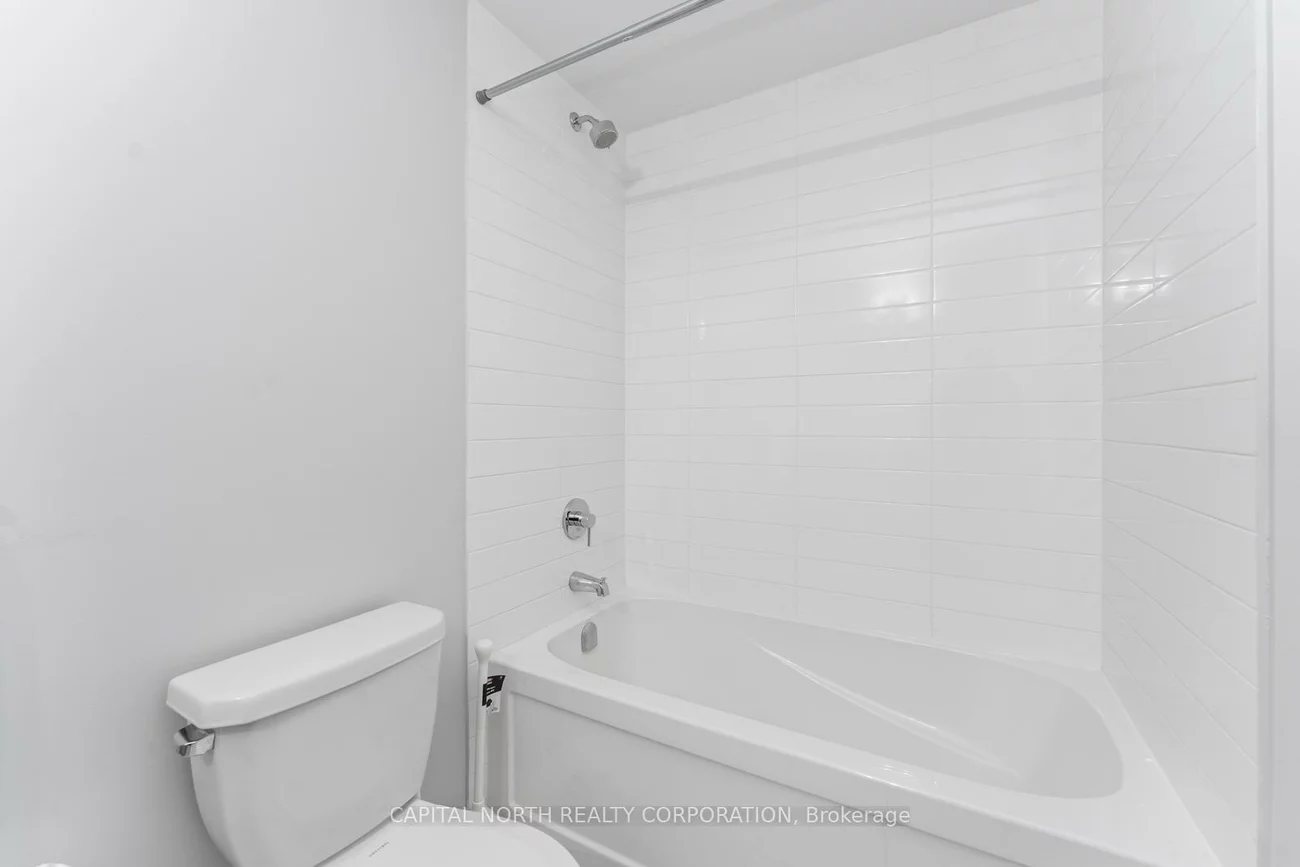 760, The Queensway, Stonegate-Queensway, Toronto
