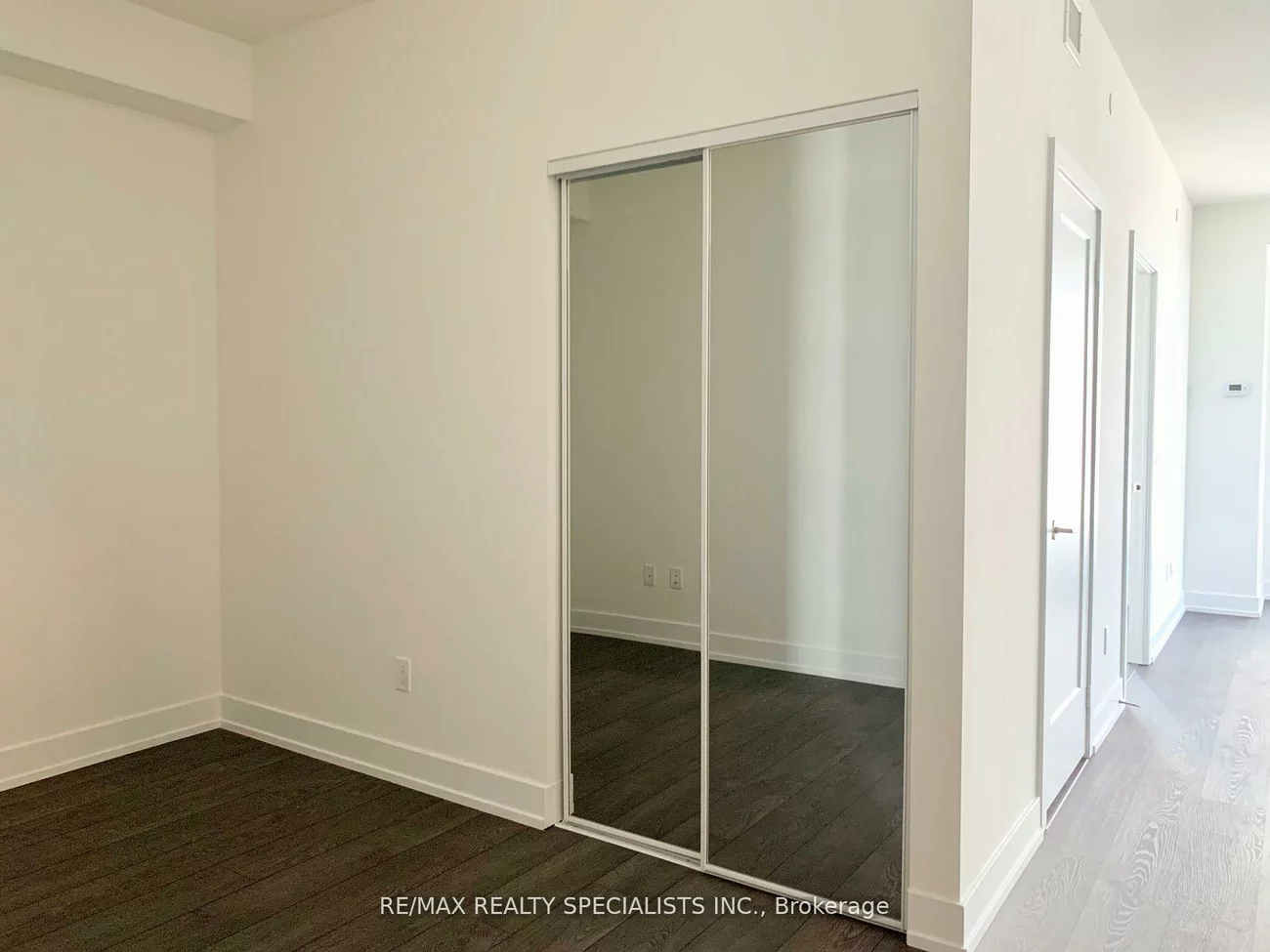 9, Mabelle, Islington-City Centre West, Toronto