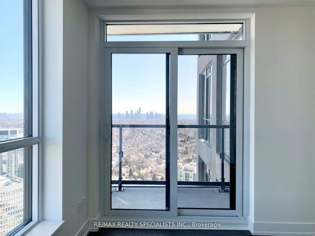 9, Mabelle, Islington-City Centre West, Toronto