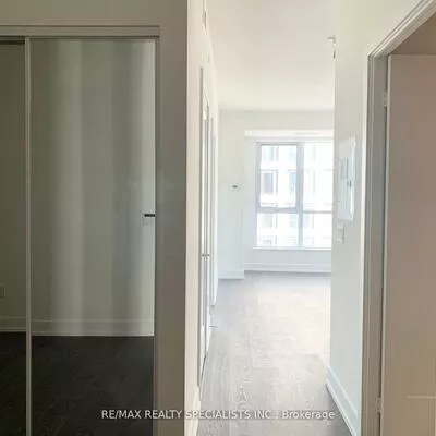 9, Mabelle, Islington-City Centre West, Toronto
