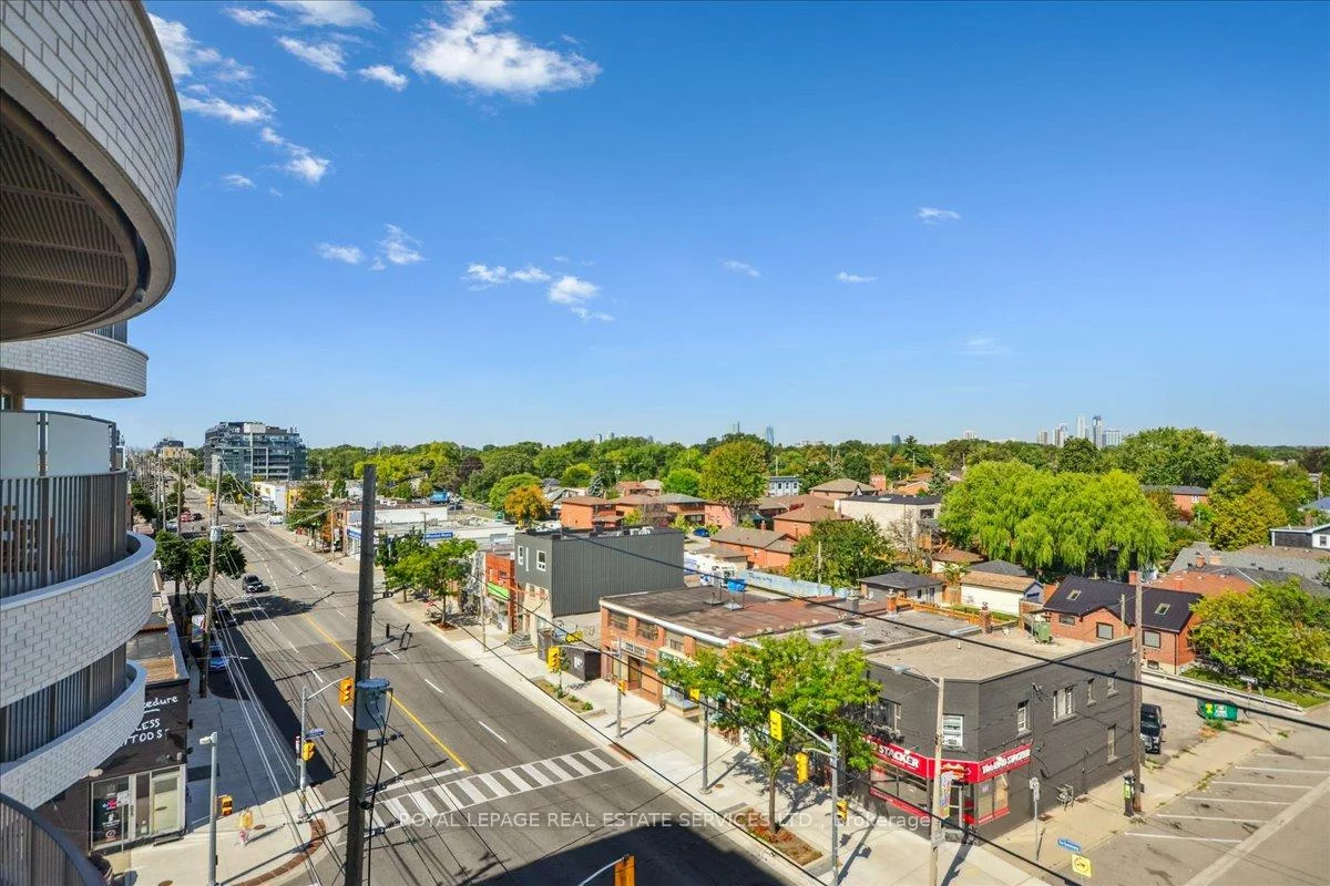 689, The Queensway, Stonegate-Queensway, Toronto