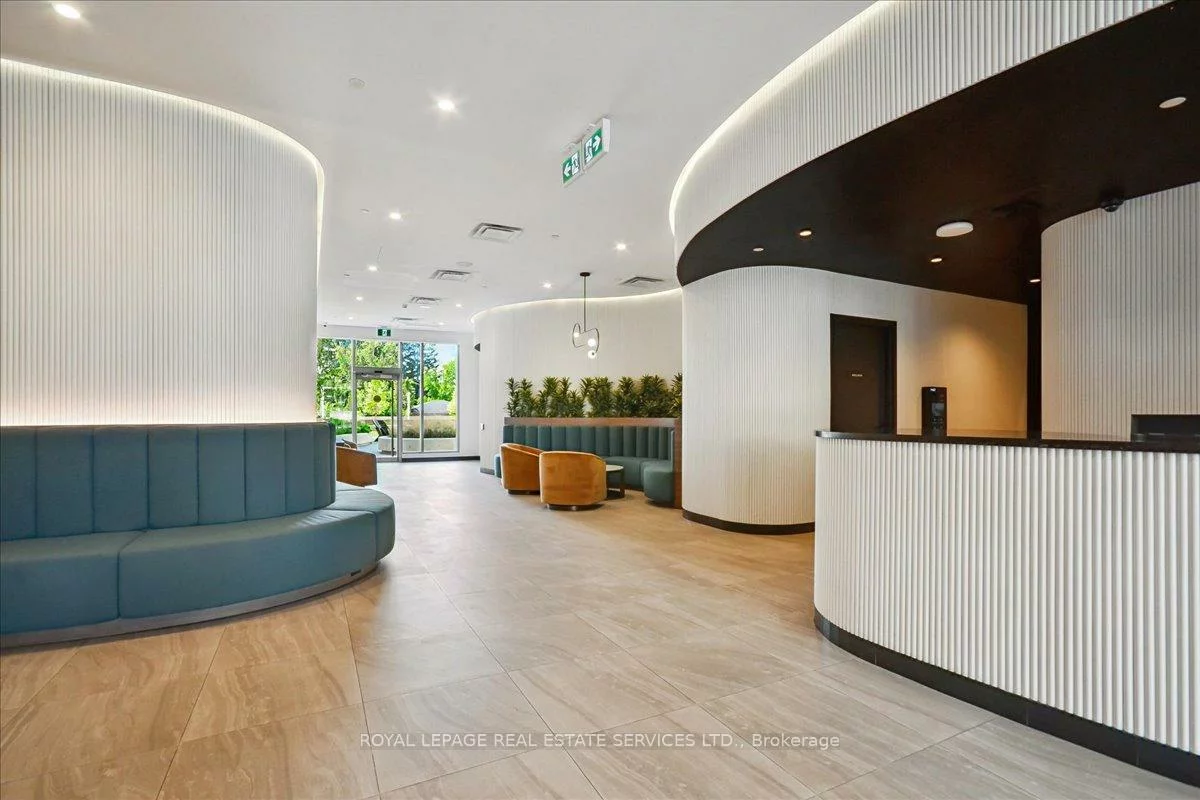 689, The Queensway, Stonegate-Queensway, Toronto
