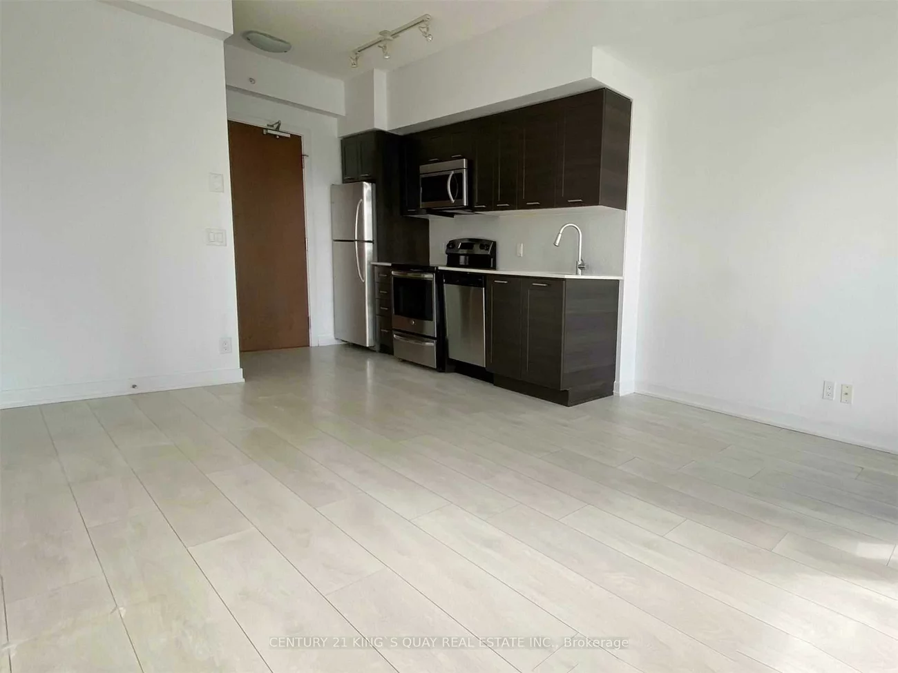 2212, Lake Shore, Mimico, Toronto