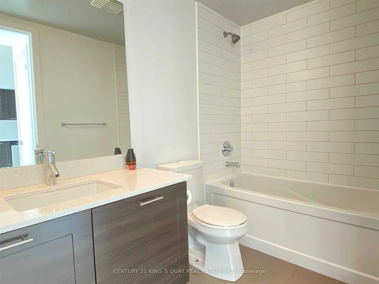 2212, Lake Shore, Mimico, Toronto