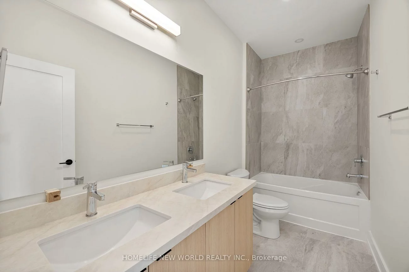 401  - 43, Batavia, Rockcliffe-Smythe, Toronto