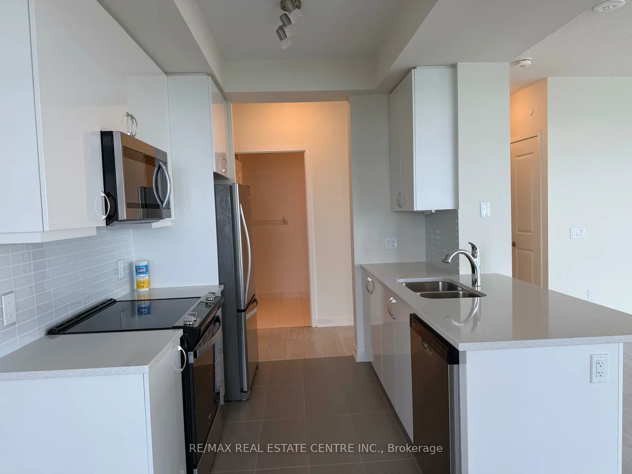38, Annie Craig, Mimico, Toronto