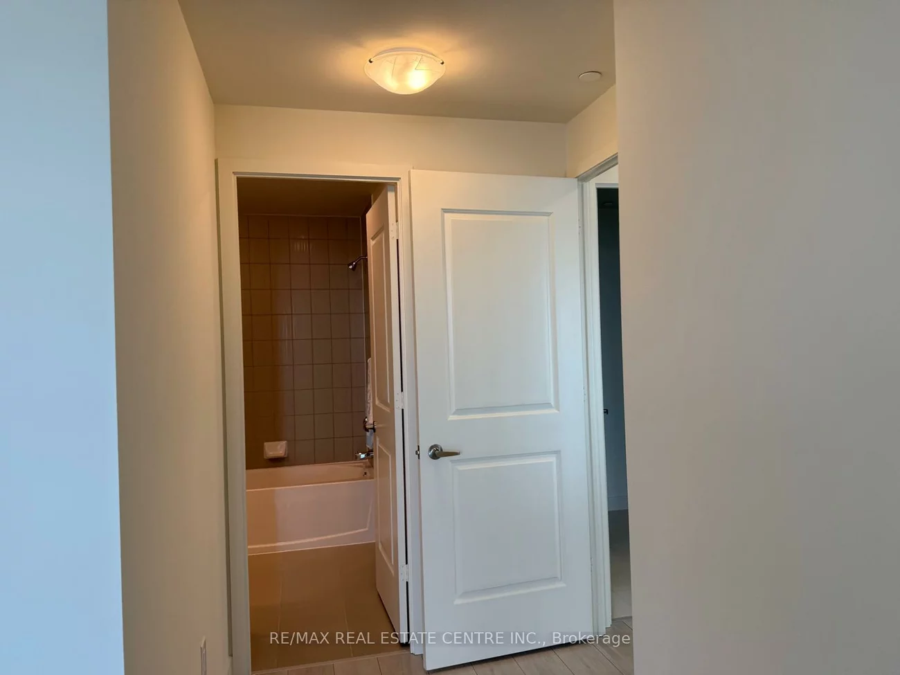 38, Annie Craig, Mimico, Toronto
