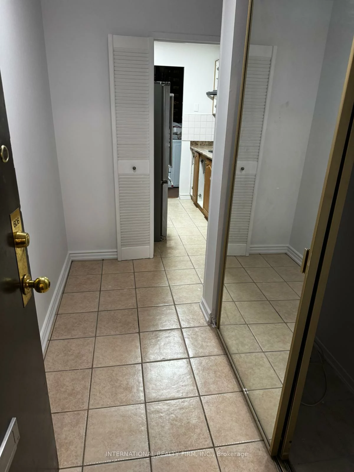 1455, Lawrence, Brookhaven-Amesbury, Toronto