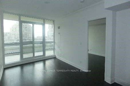 2240, Lake Shore, Mimico, Toronto