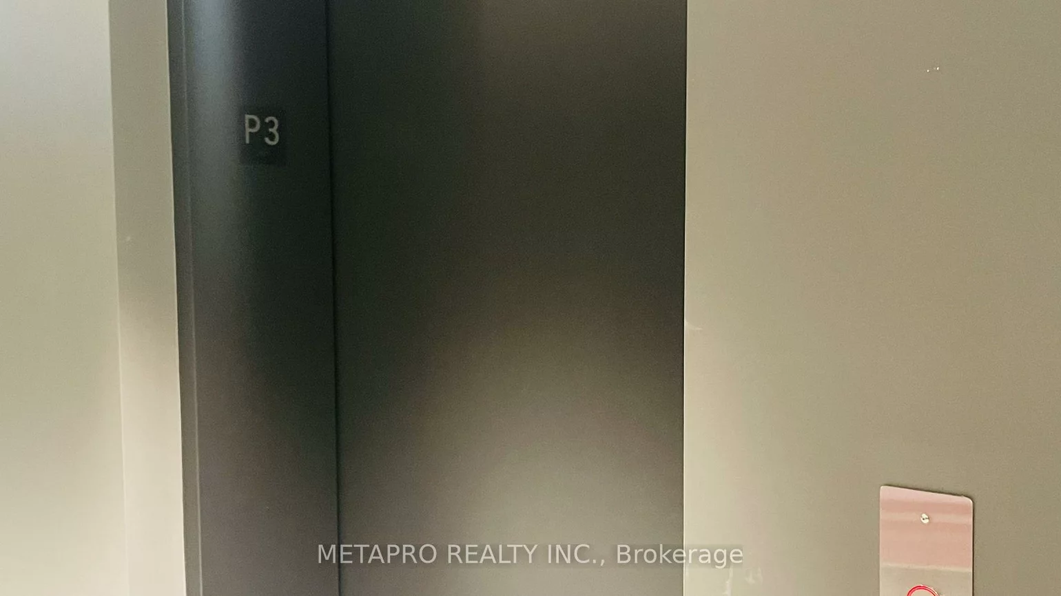 251, Manitoba, Mimico, Toronto