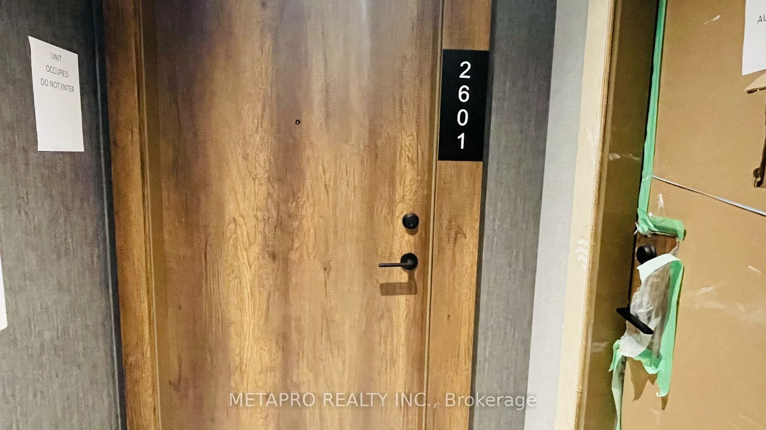 251, Manitoba, Mimico, Toronto