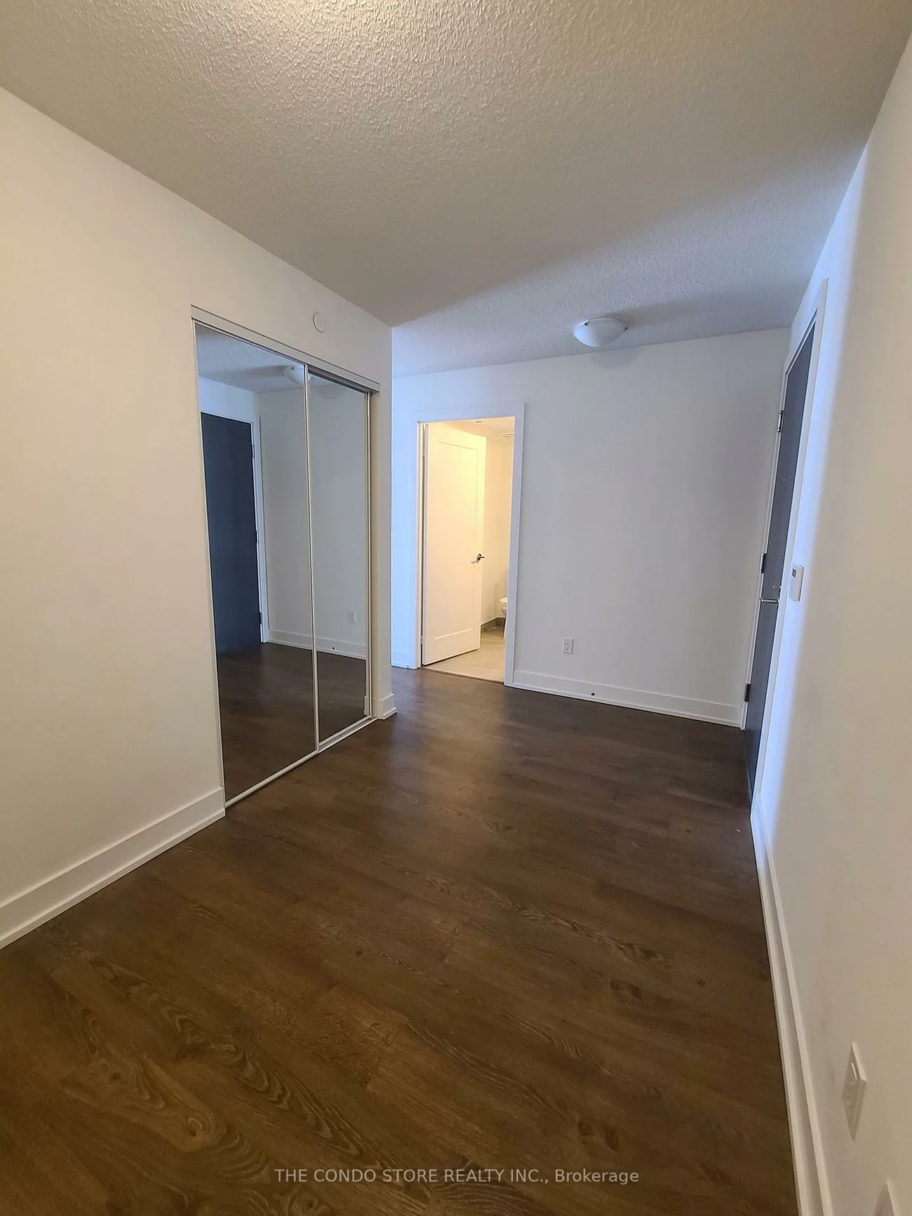 9, Mabelle, Islington-City Centre West, Toronto