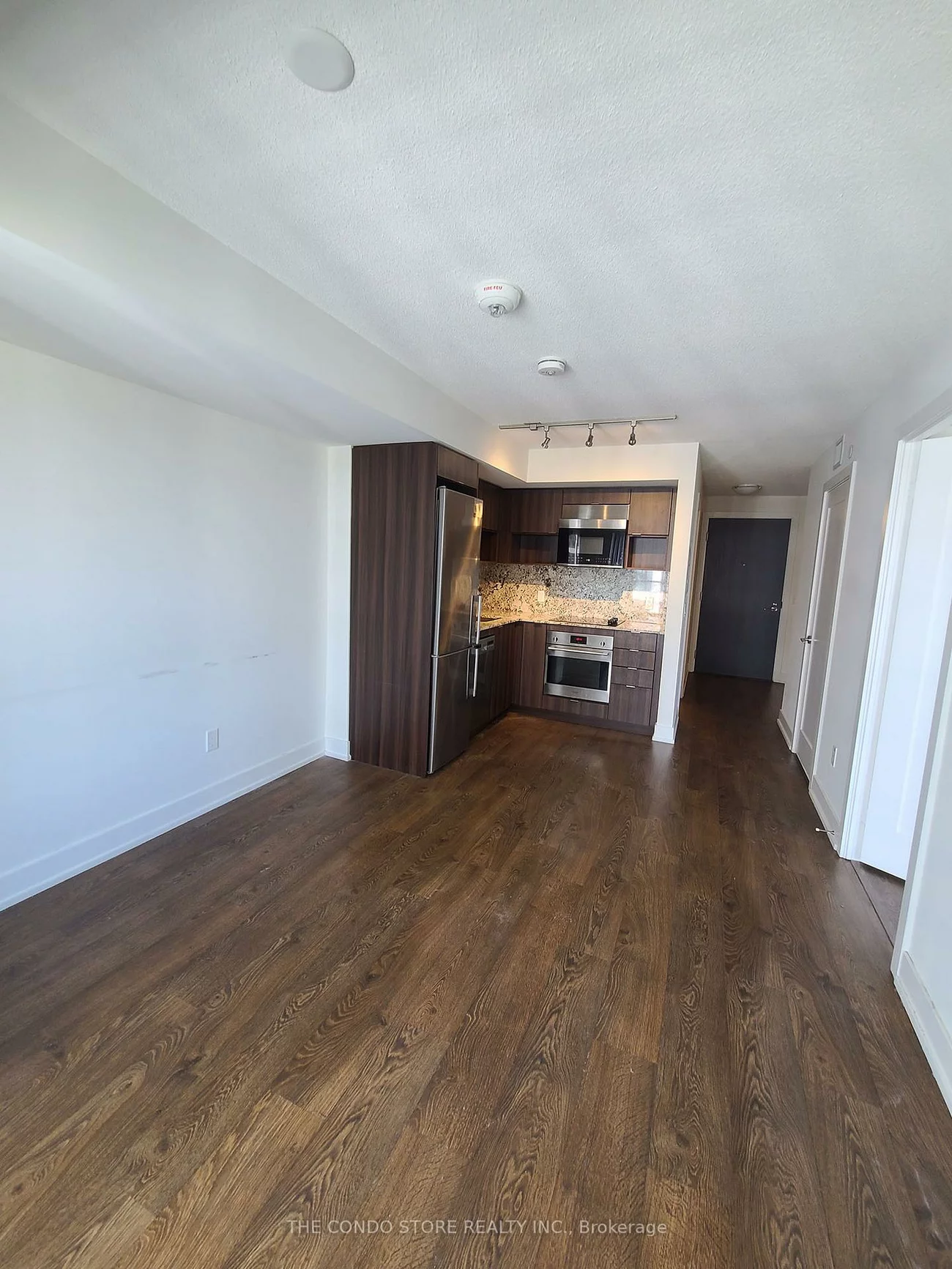 9, Mabelle, Islington-City Centre West, Toronto