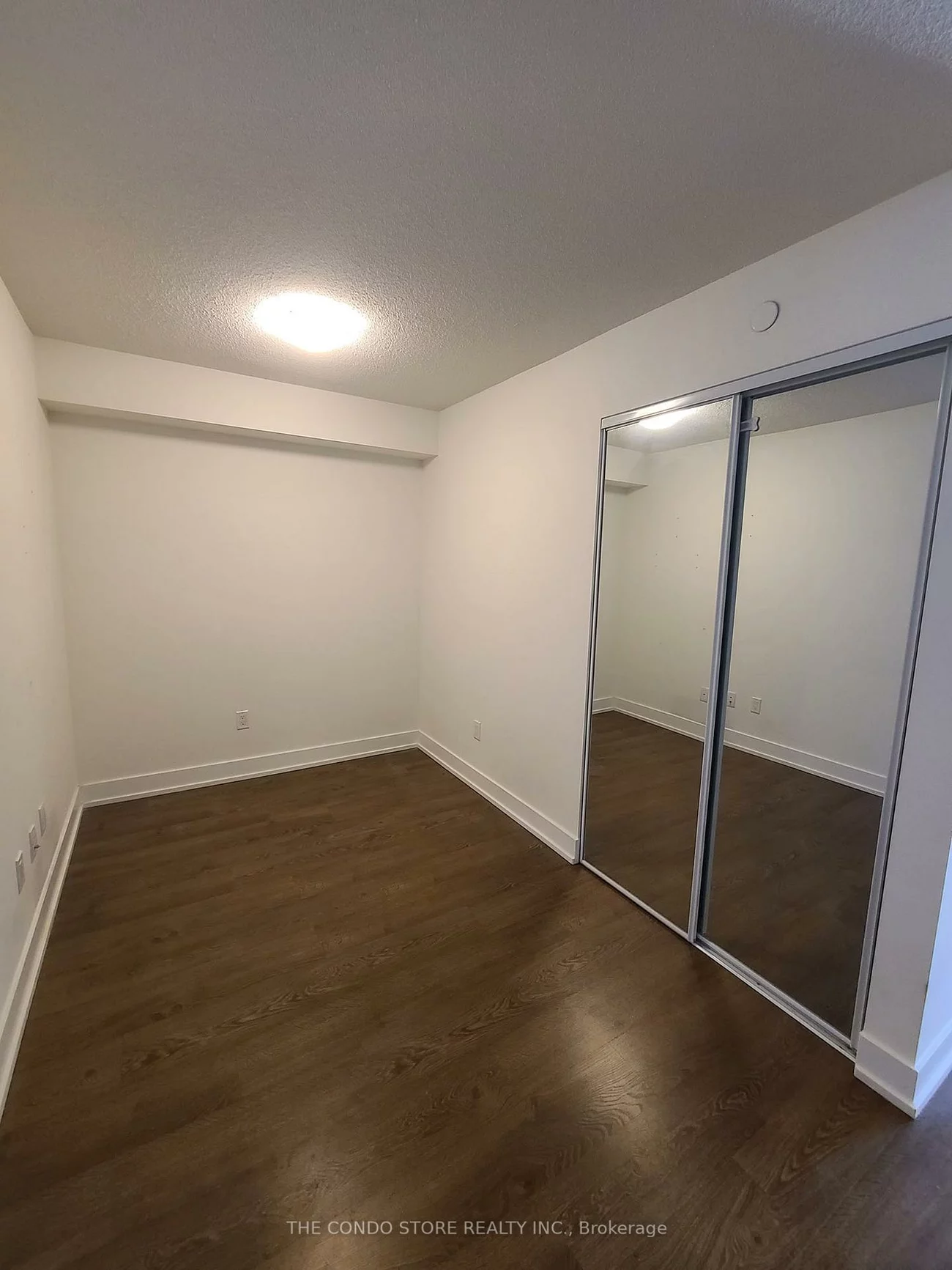 9, Mabelle, Islington-City Centre West, Toronto