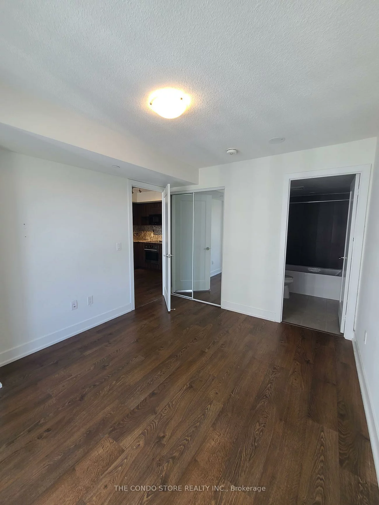 9, Mabelle, Islington-City Centre West, Toronto