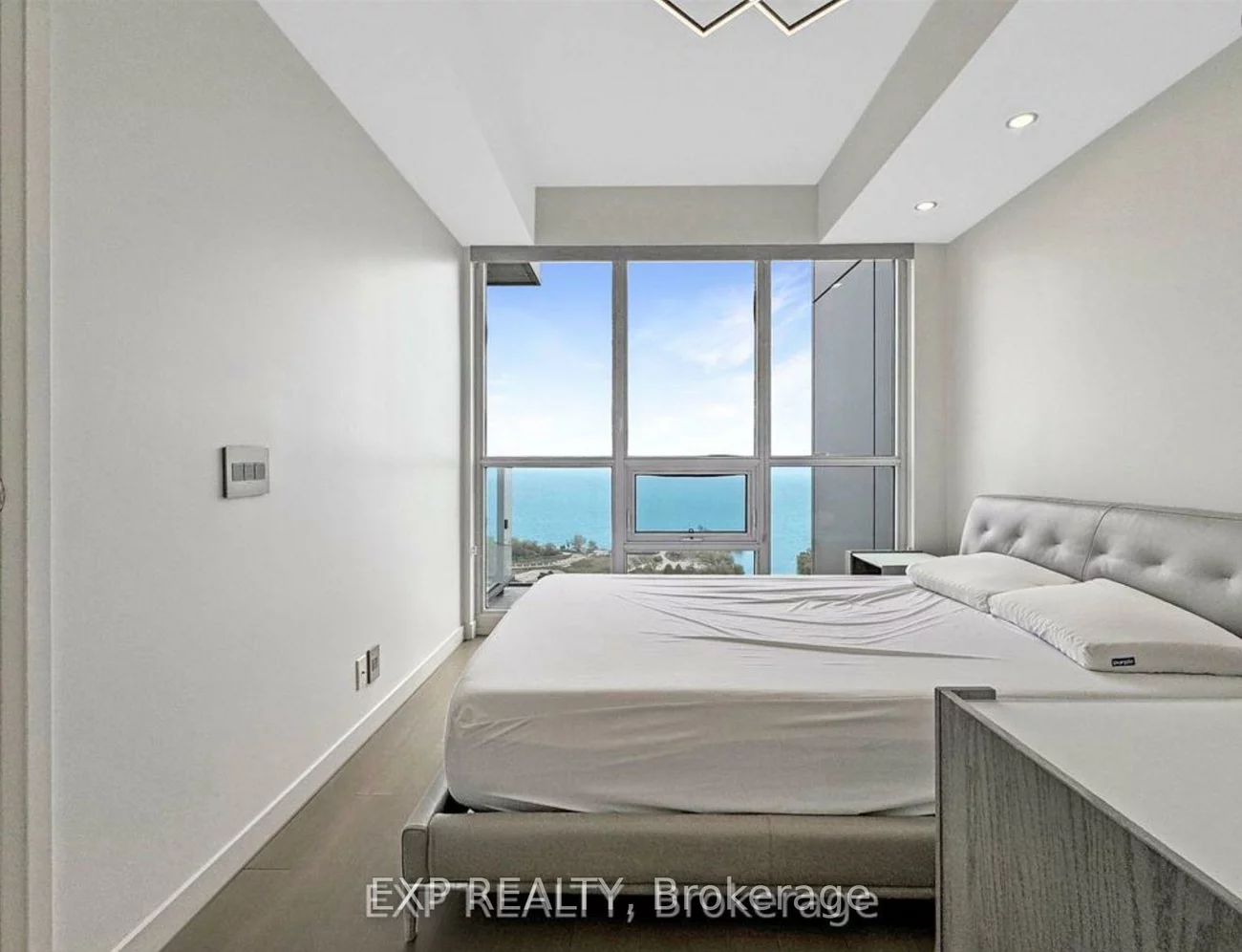 2200, Lakeshore, Mimico, Toronto