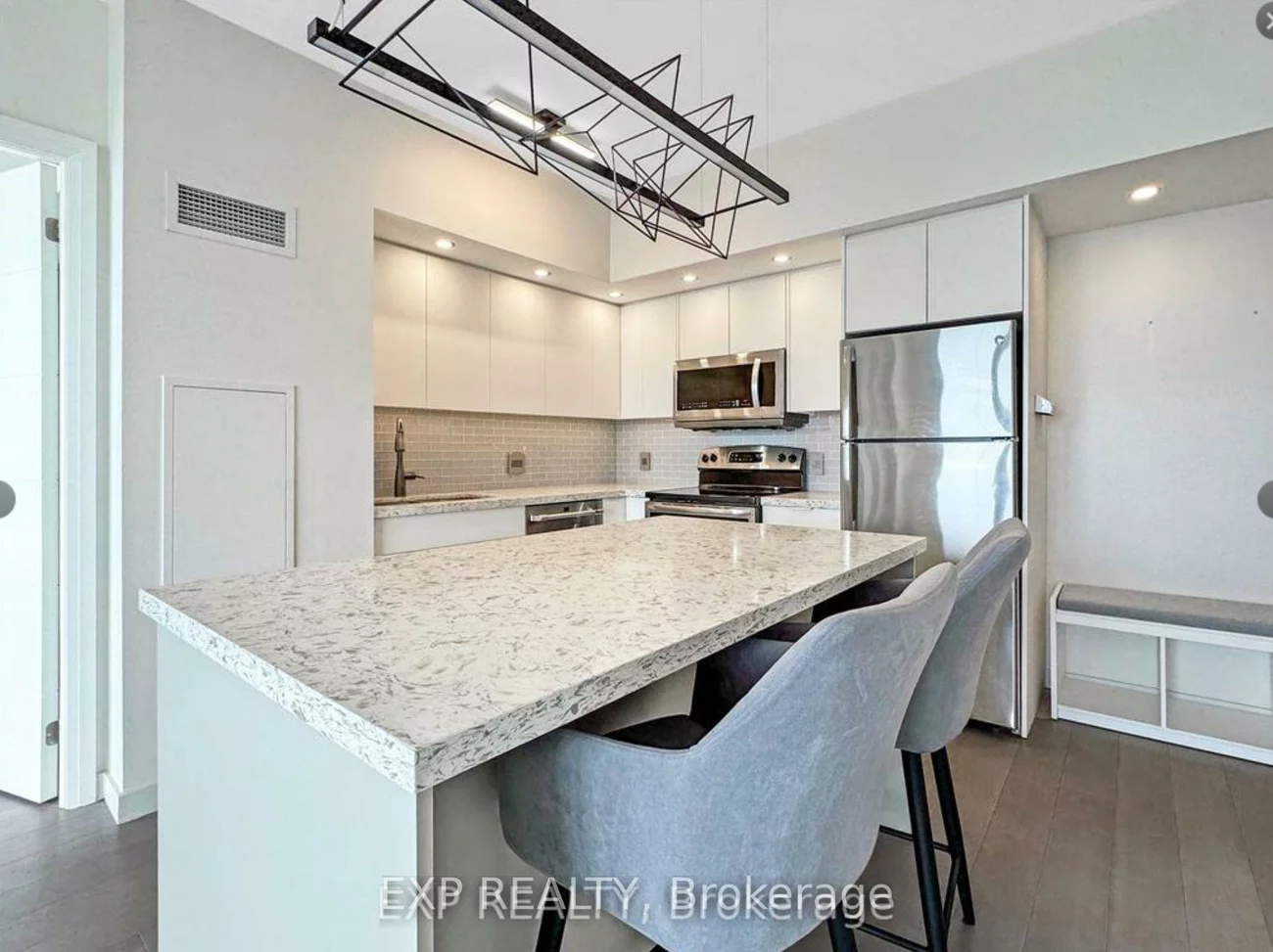 2200, Lakeshore, Mimico, Toronto