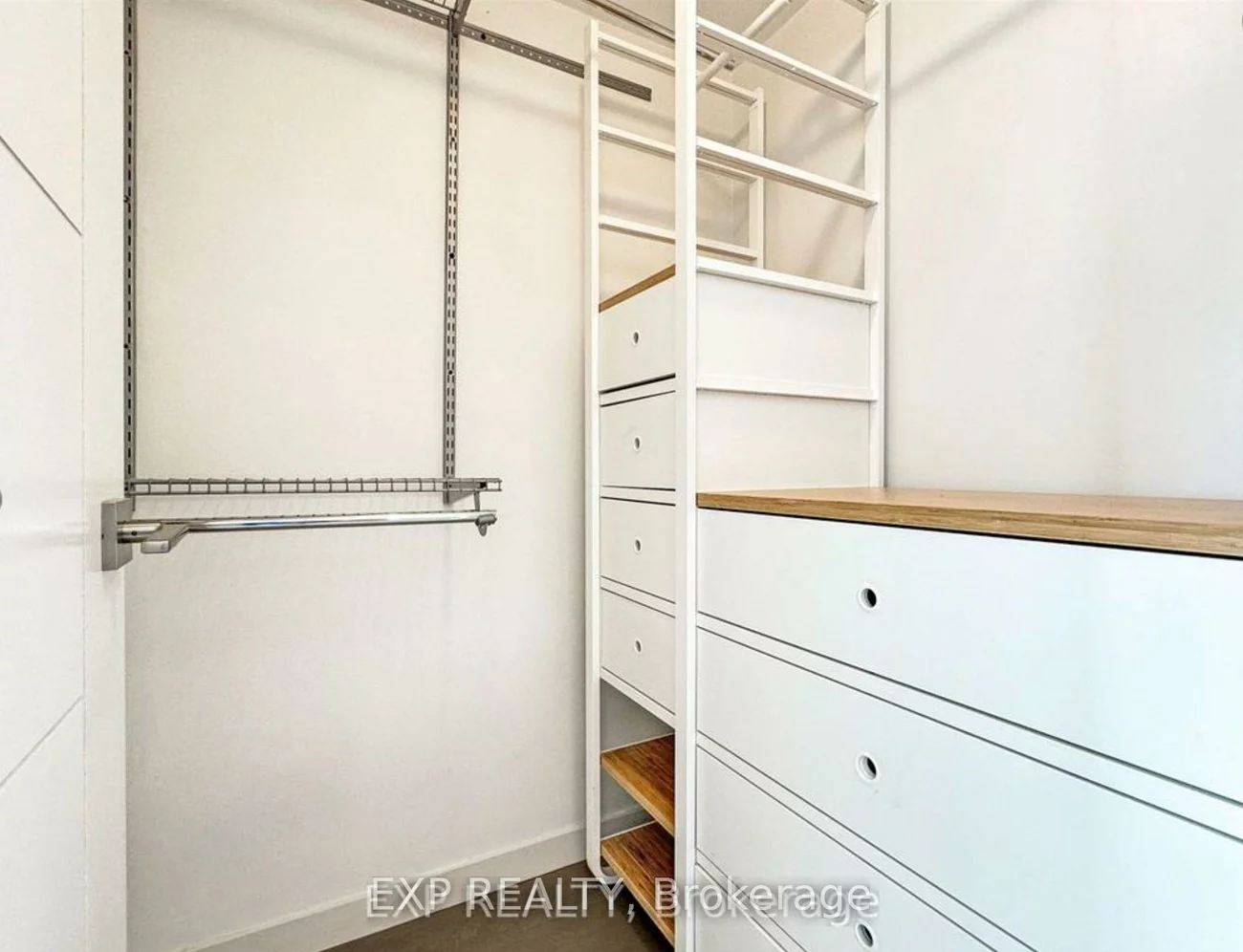 2200, Lakeshore, Mimico, Toronto