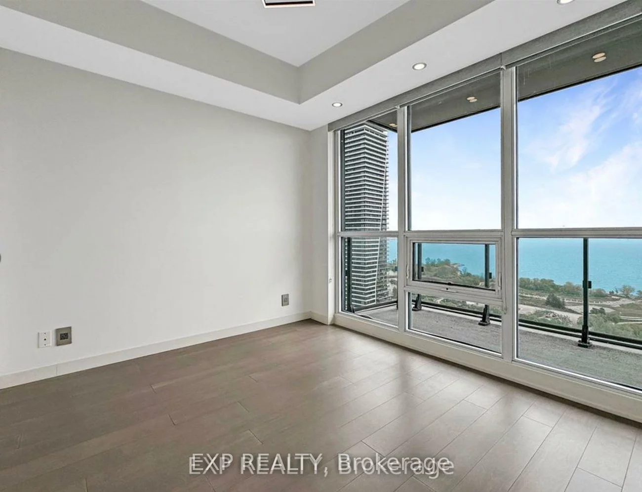 2200, Lakeshore, Mimico, Toronto