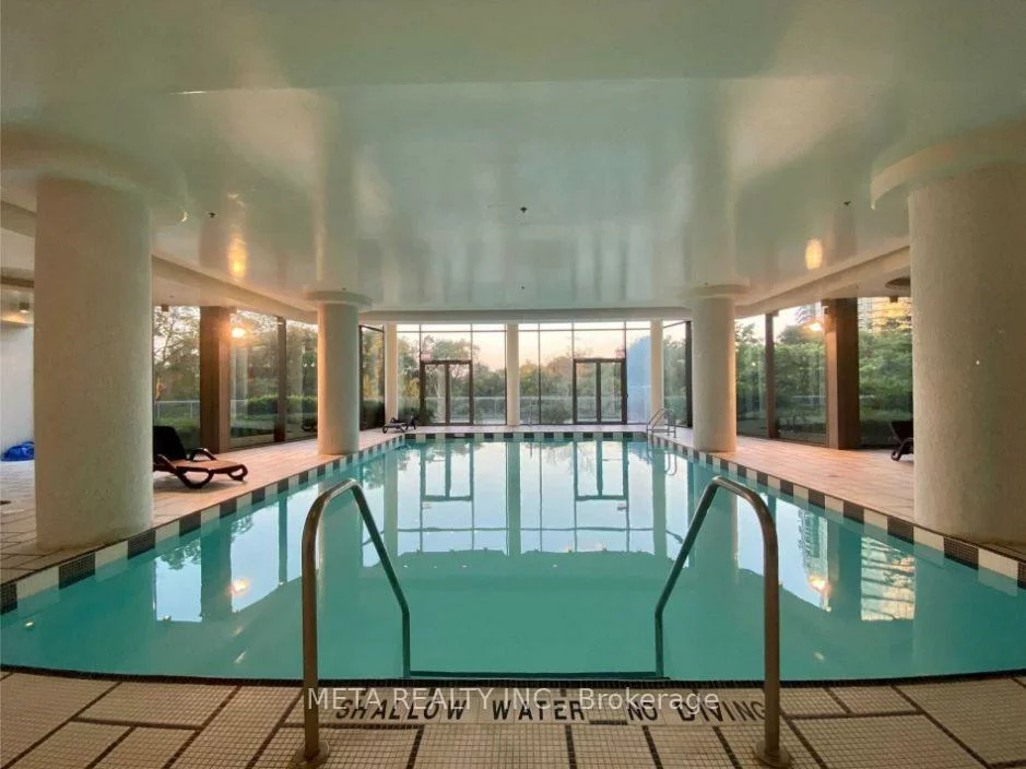 88, Park Lawn, Mimico, Toronto