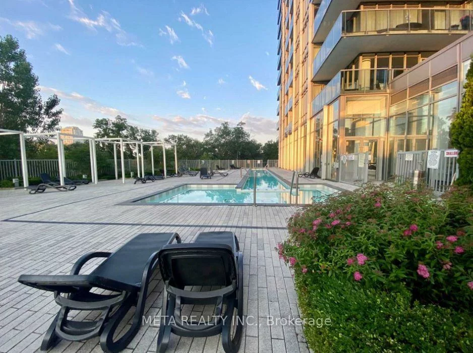 88, Park Lawn, Mimico, Toronto