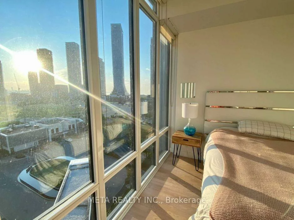 88, Park Lawn, Mimico, Toronto