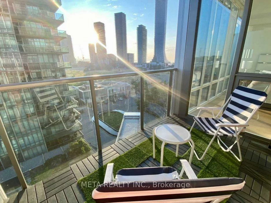 88, Park Lawn, Mimico, Toronto