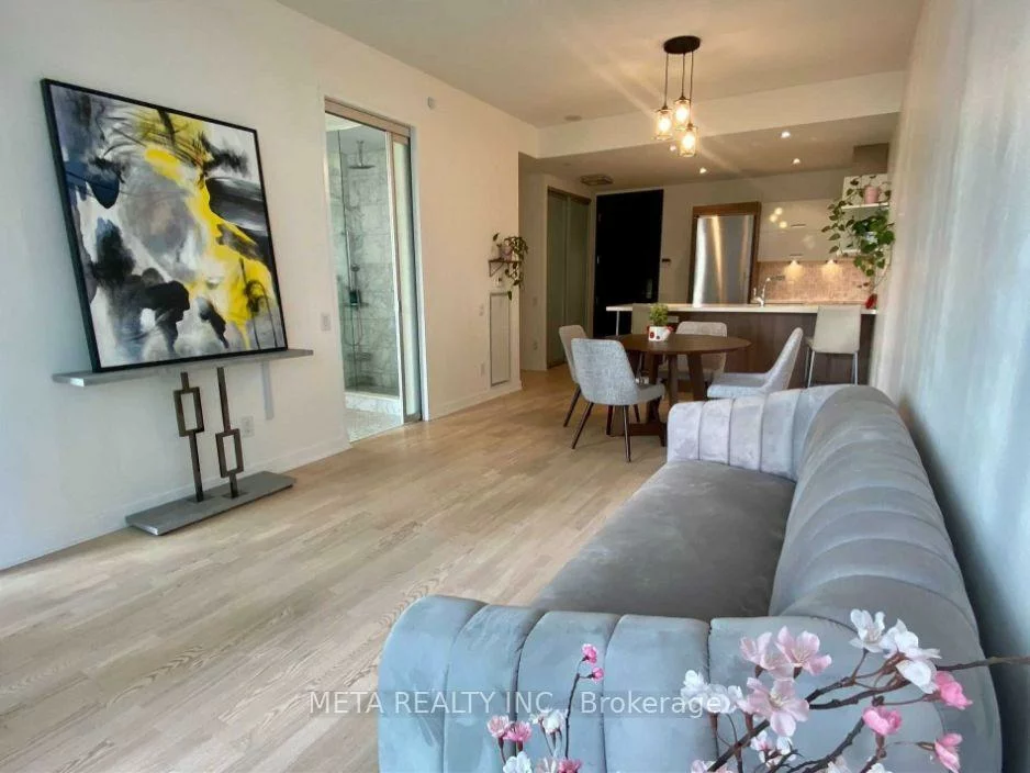 88, Park Lawn, Mimico, Toronto