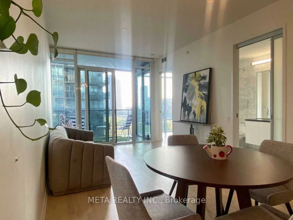 88, Park Lawn, Mimico, Toronto