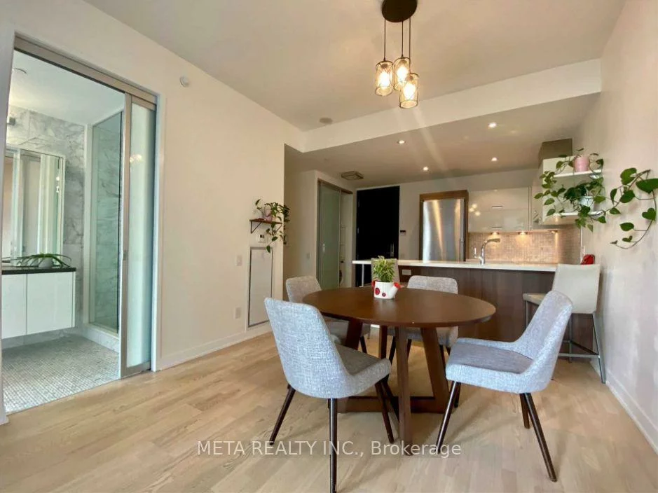 88, Park Lawn, Mimico, Toronto