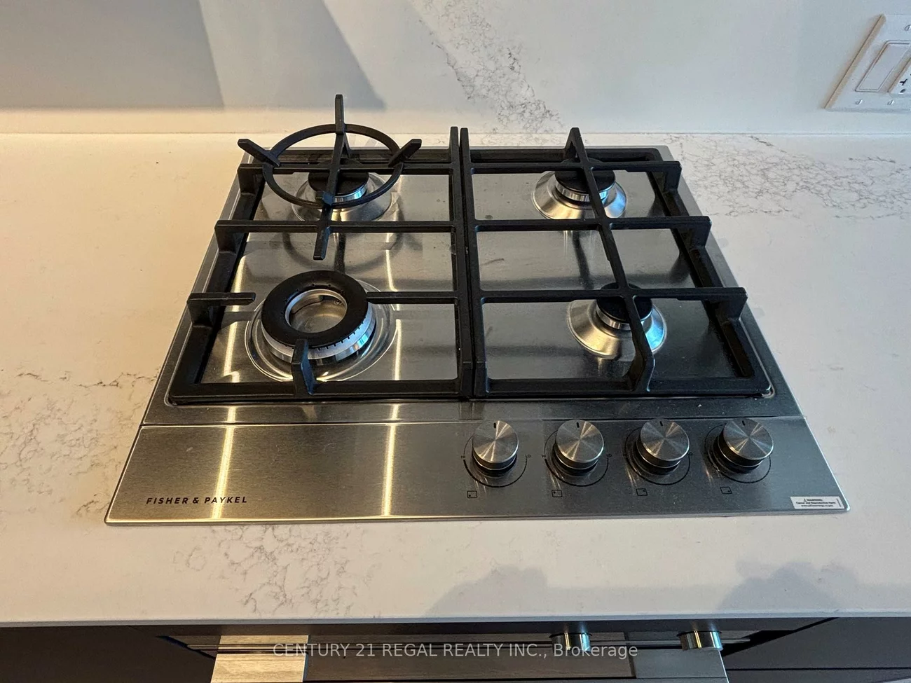 2625, Dundas, Junction Area, Toronto