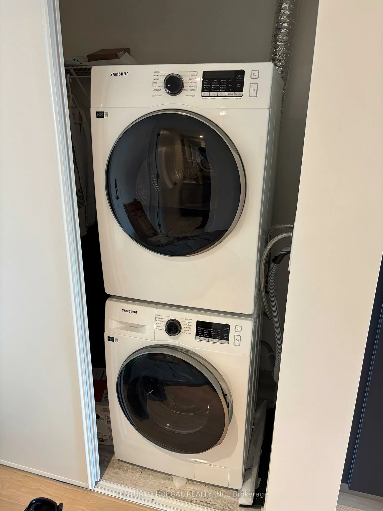 2625, Dundas, Junction Area, Toronto