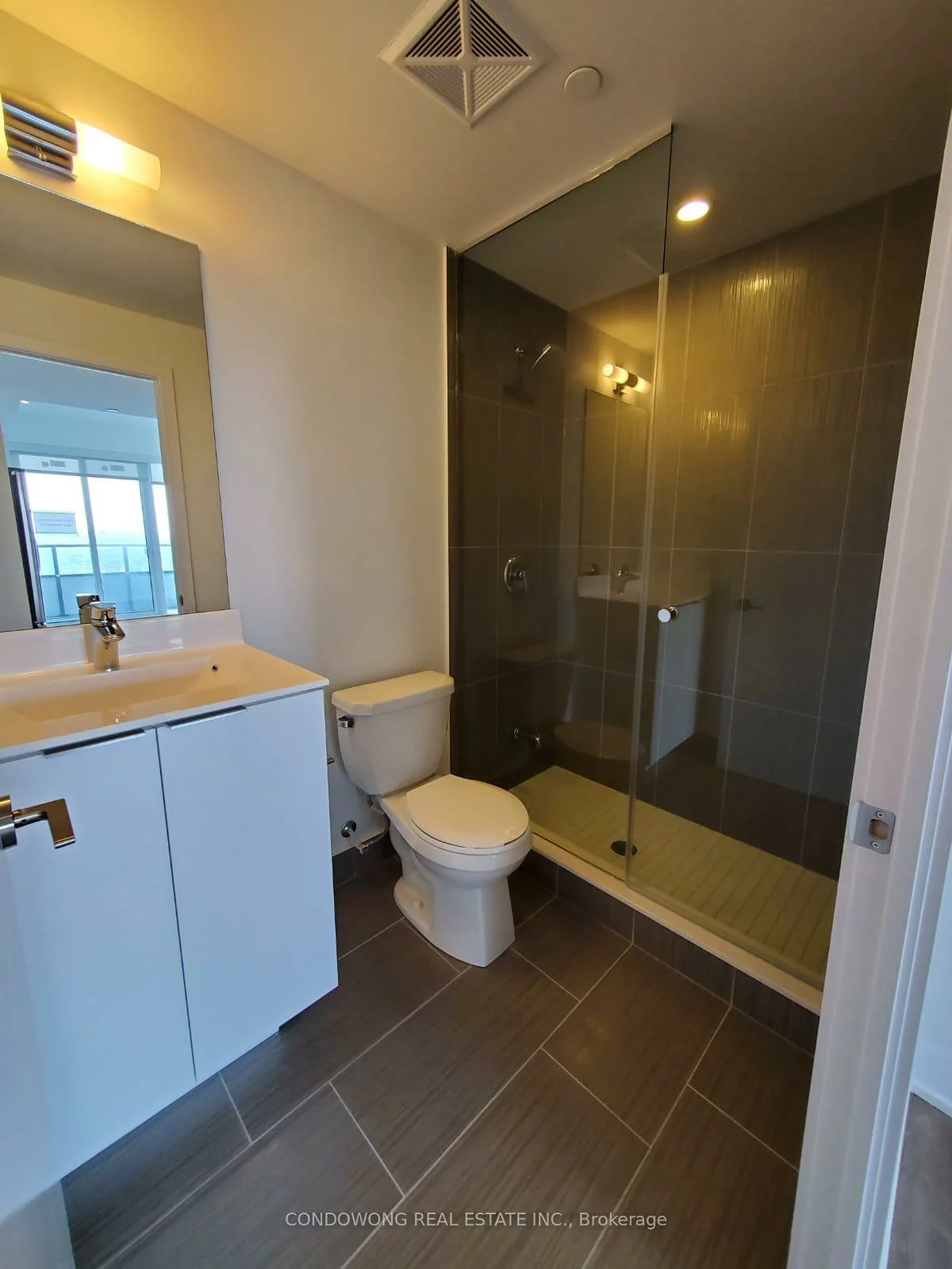 30, Shore Breeze, Mimico, Toronto