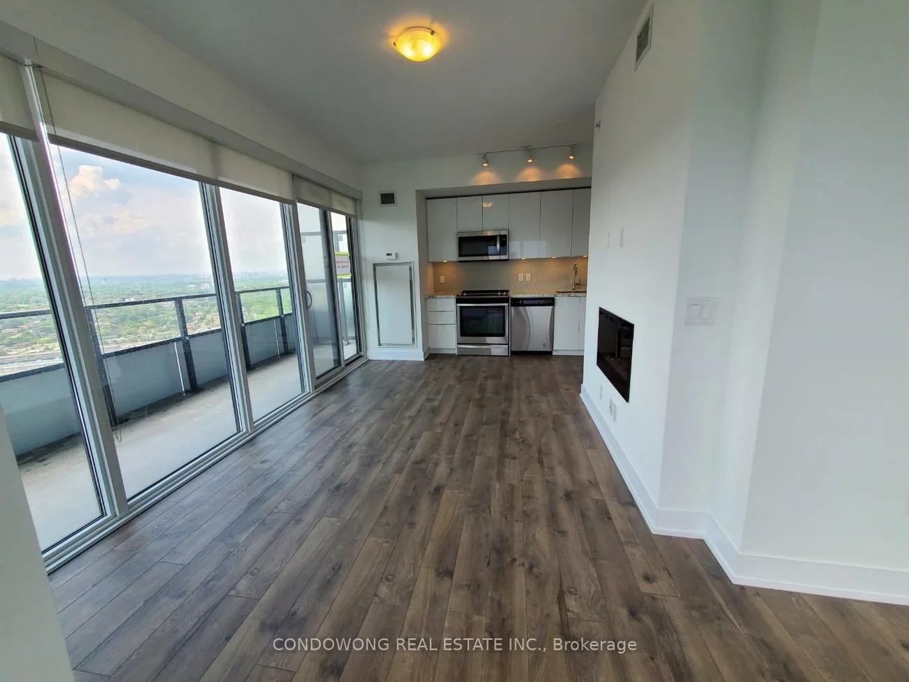 30, Shore Breeze, Mimico, Toronto