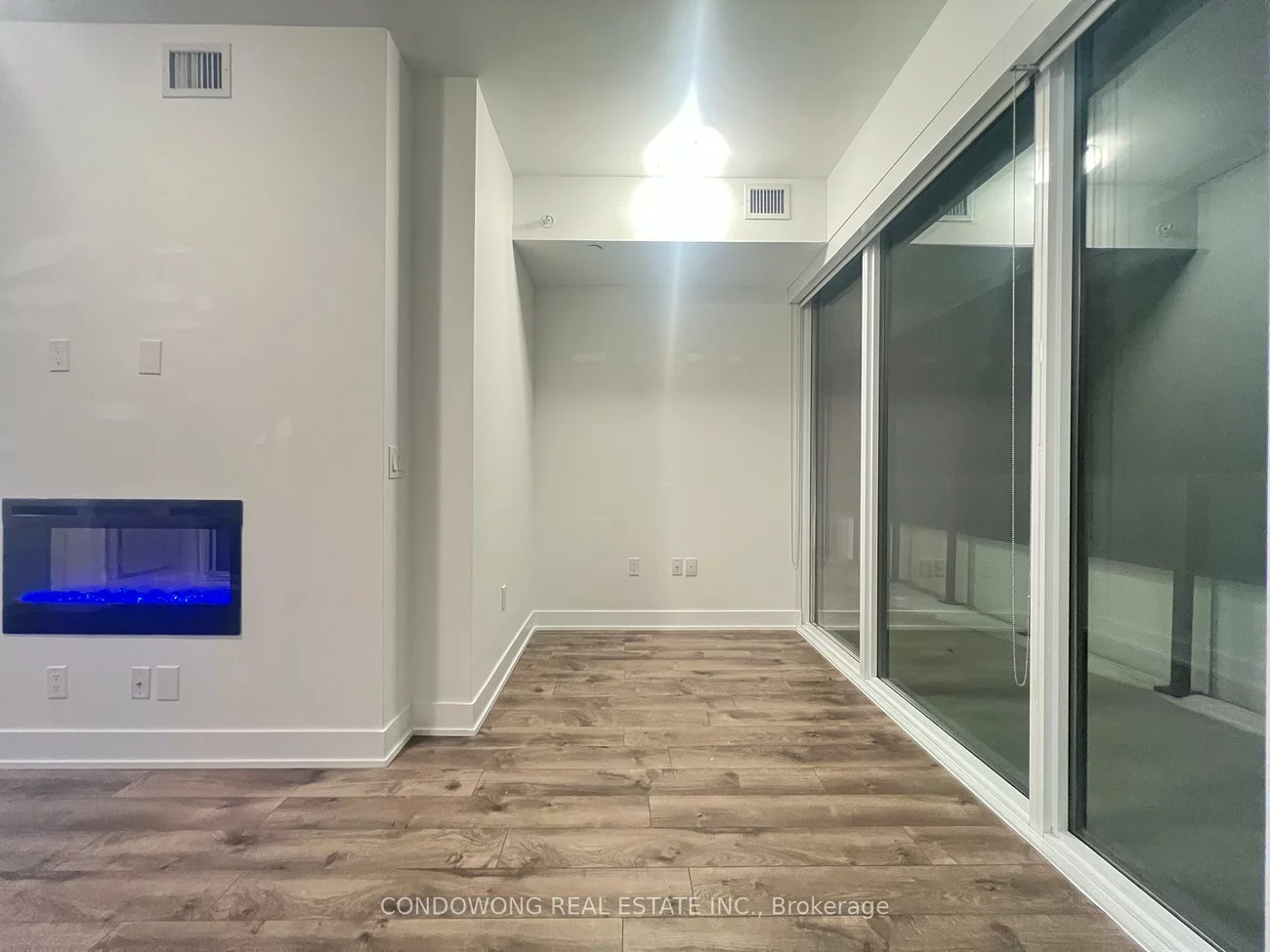 30, Shore Breeze, Mimico, Toronto