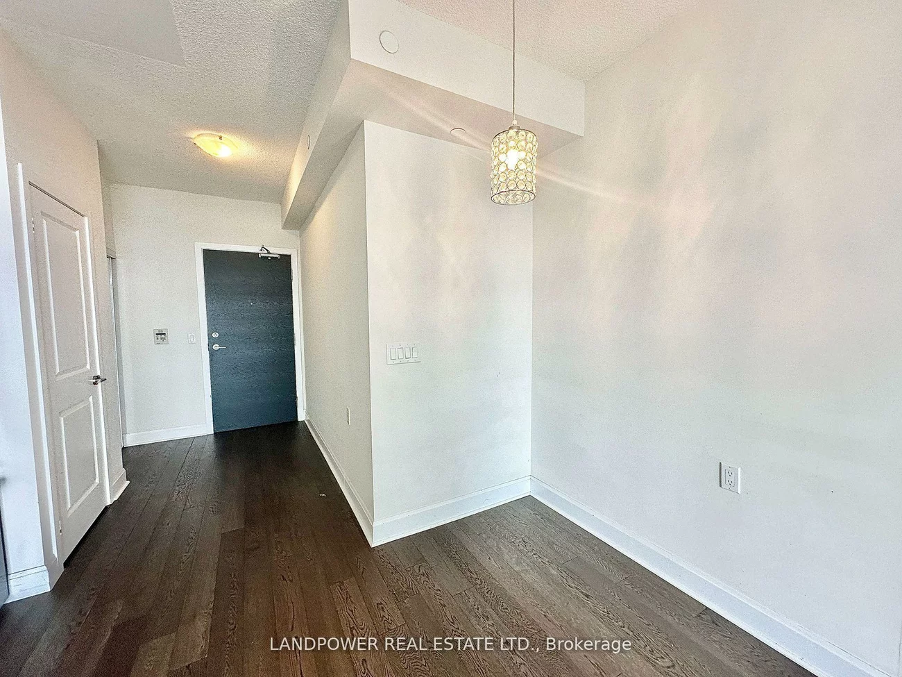 33, Shore Breeze, Mimico, Toronto