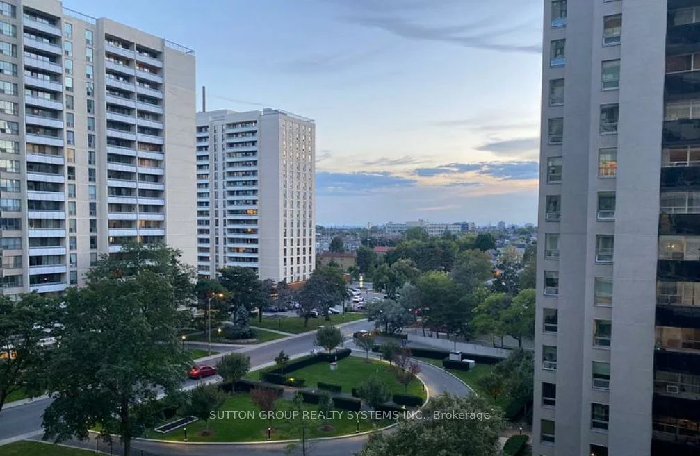 360, Ridelle, Briar Hill-Belgravia, Toronto
