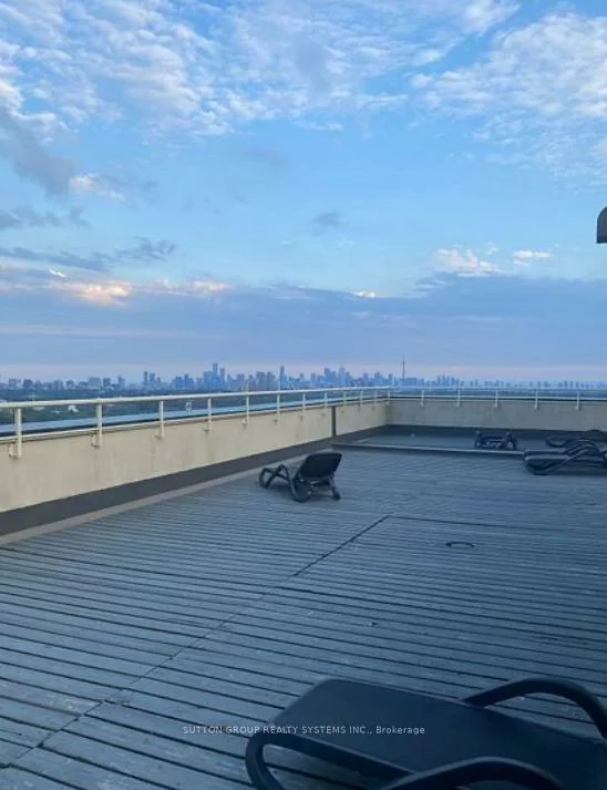 360, Ridelle, Briar Hill-Belgravia, Toronto