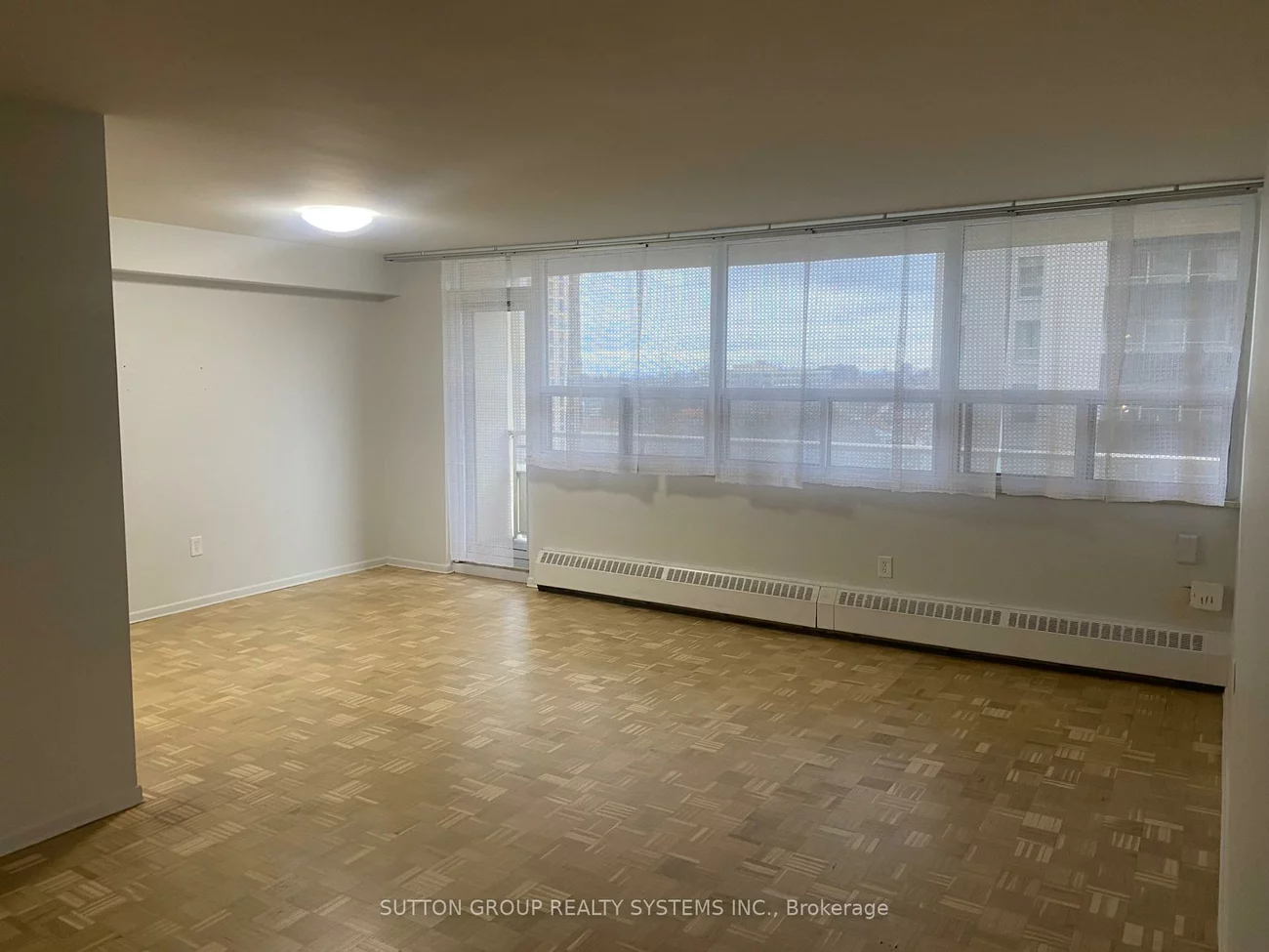 360, Ridelle, Briar Hill-Belgravia, Toronto