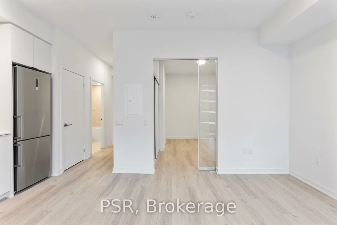 4365, Bloor, Markland Wood, Toronto